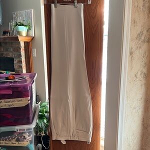 Chic Cream Pencil Skirt